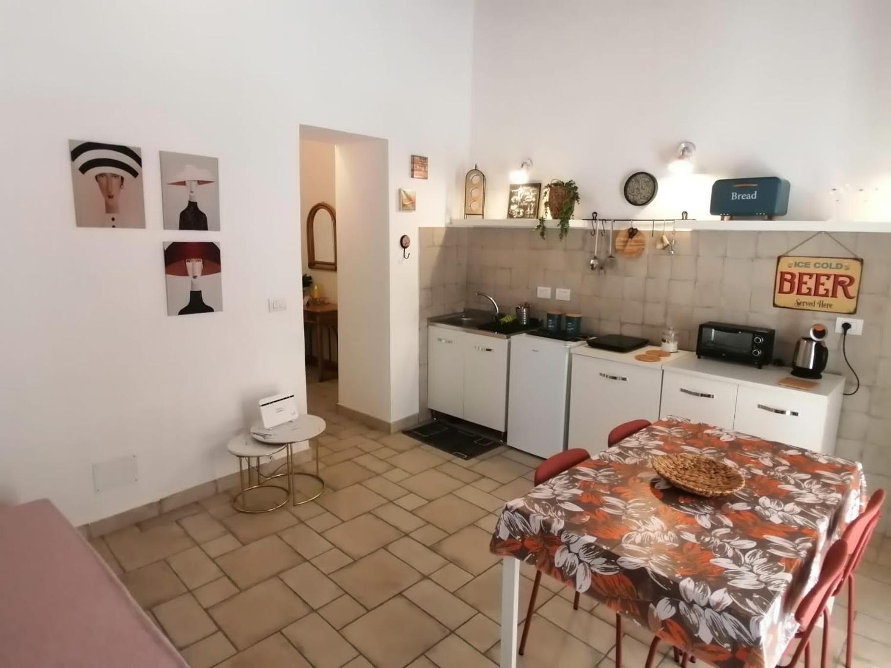 Il Vicoletto Sul Castello Apartment Napoli Bagian luar foto